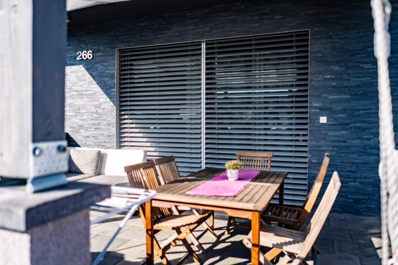 DrevoaStavby.cz Venkovní stínění LOMAX DrevoaStavby.cz Venkovní stínění LOMAX