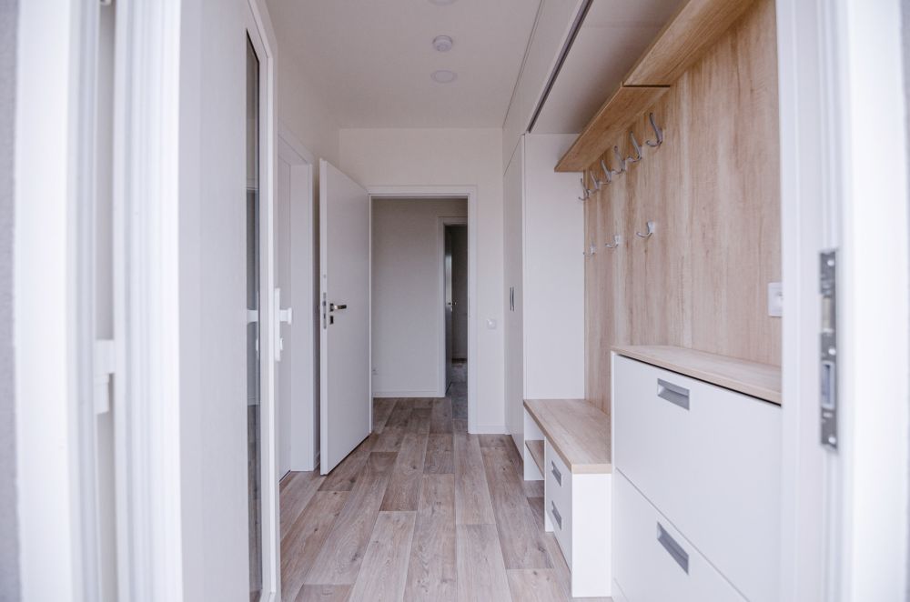 Výstavba developersk&eacute;ho projektu dřevostaveb | DOMY Lešany, Smart stavby