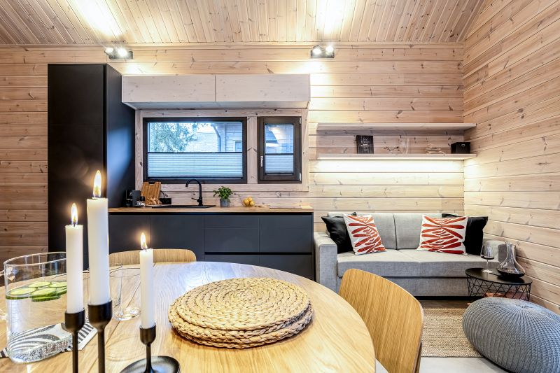 DrevoaStavby.cz Finská chata Kontio Sázava DrevoaStavby.cz Finská chata Kontio Sázava