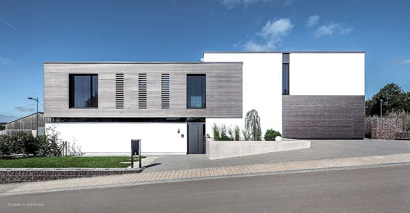 nova-barva-Natureffekt-drevena-fasada-domu