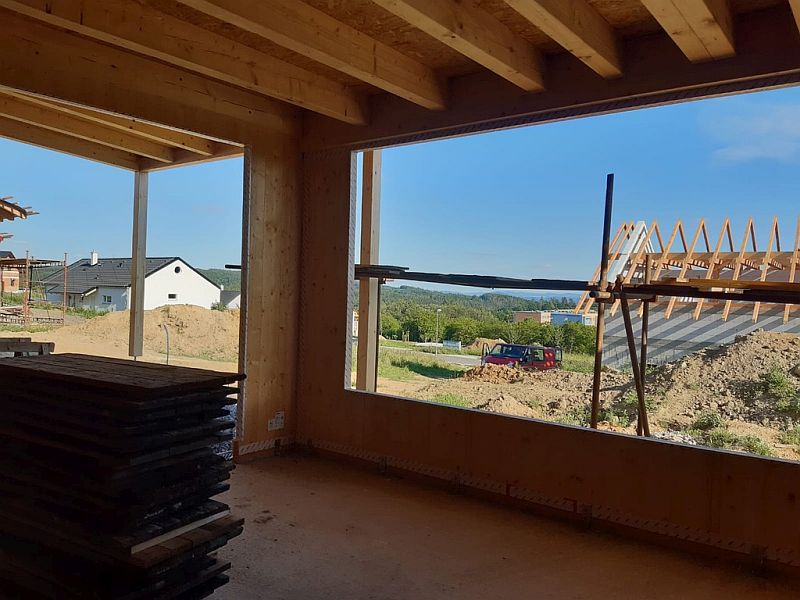 pasivni-dum-pod-vinnou-revou-blower-door-test