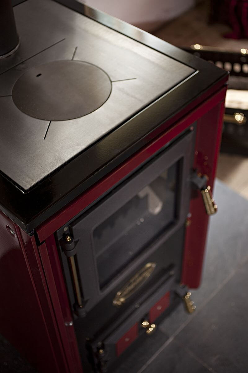 Sofie-bordo-detail-plotna