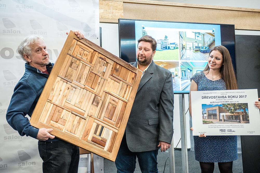 anketa-drevostavba-roku-vyhlaseni-vitezu-soutezici