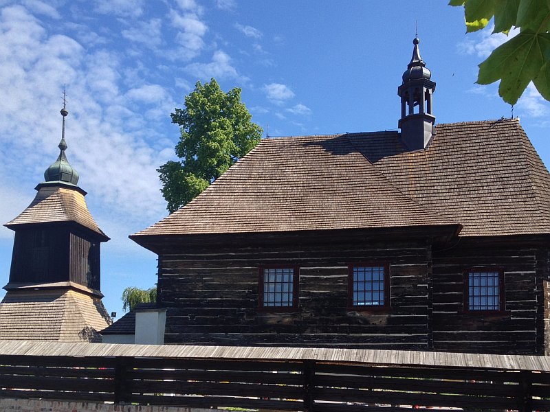 sindelova-strecha-zvonice-kostel-sv-mikulase-veliny