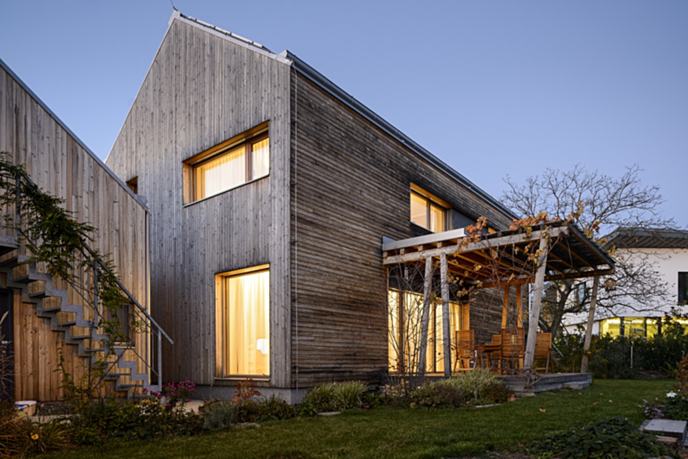 Vítězem kategorie montované dřevostavby je dřevostavba od Daniela Petříčka v licenci DOMY ATREA for-wood-vyhlaseni-ankety-drevostavba-roku-2018-vitez-kategorie-montovane-drevostavby-dum