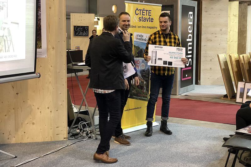 for-wood-2019-vyhlaseni-ankety-drevostavba-roku-2019-vitez-hlavni-vyhra-pro-hlasujici