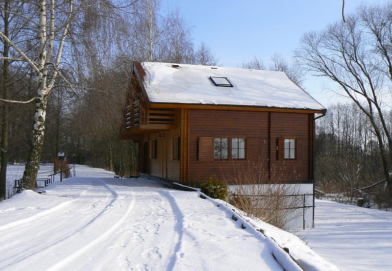 drevostavba-dum-na-hrazi-rybnika-suva-1