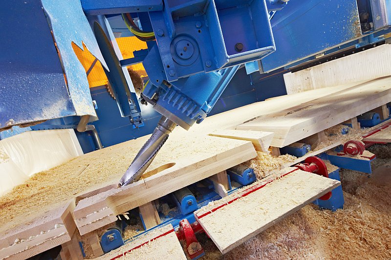 vyrobni-zavod-stora-enso-ybbs-proces-vyroby-clt-panelu-9-opracovani-dle-projektove-dokumentace-domu