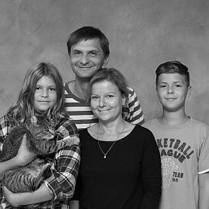 moderni-pasivni-drevostavba-archcon-drevostavby-biskup-jana-a-pavel-s-rodinou-majitele