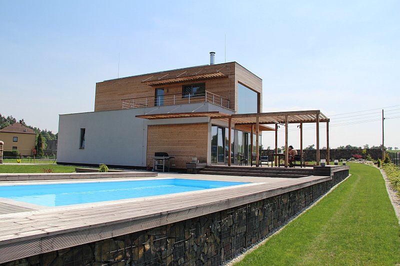 moderni-drevostavba-prinex-group-vratimov-bazen-zahrada