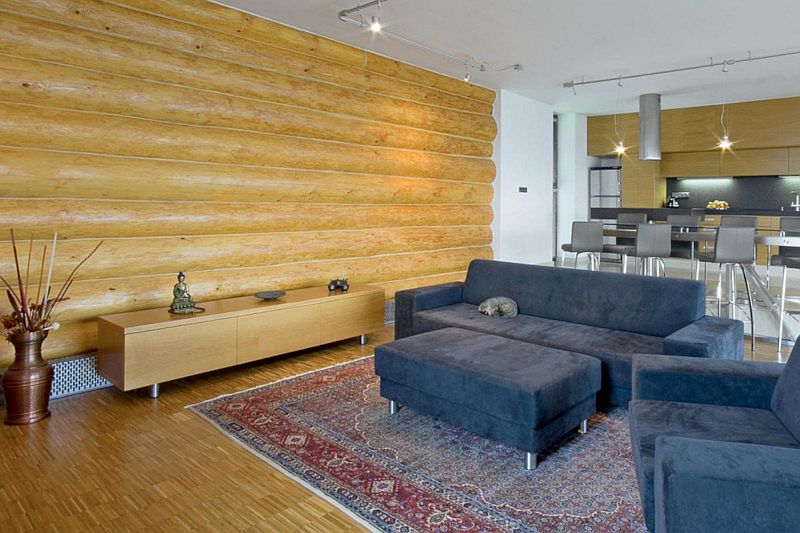 interier-masivni-drevostavba-srub-hlavni-obytny-prostor-modra-sedaci-souprava