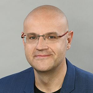 Petr-Paksi-JAP-FUTURE