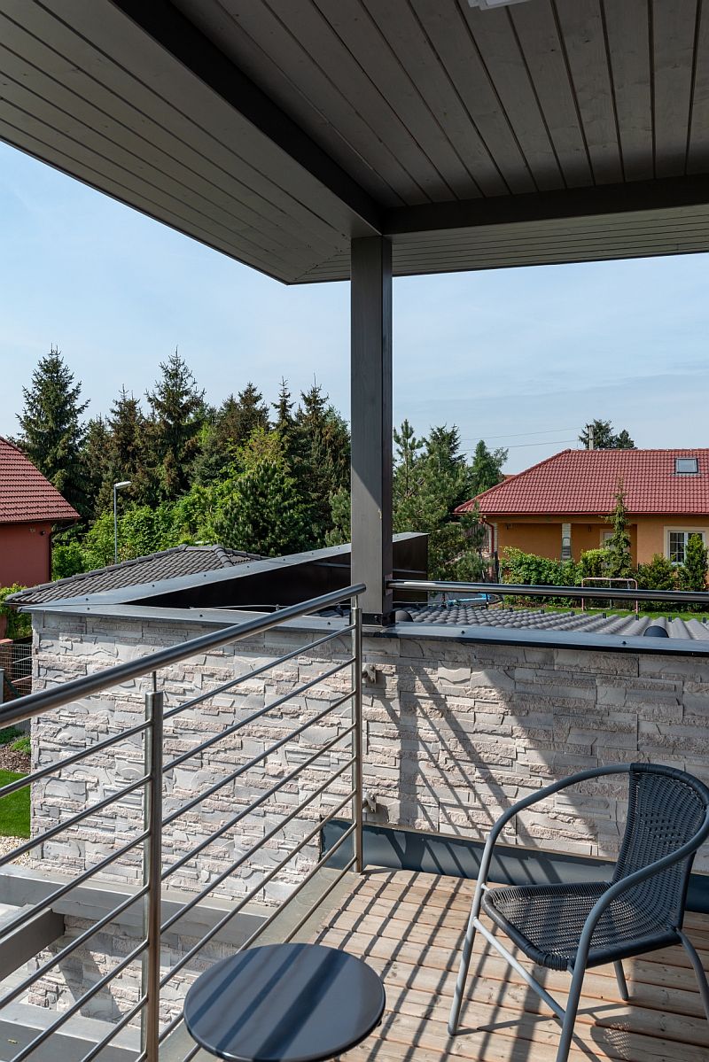 navsteva-drevostavby-obavy-jsou-zbytecne-exterier-balkon-strecha