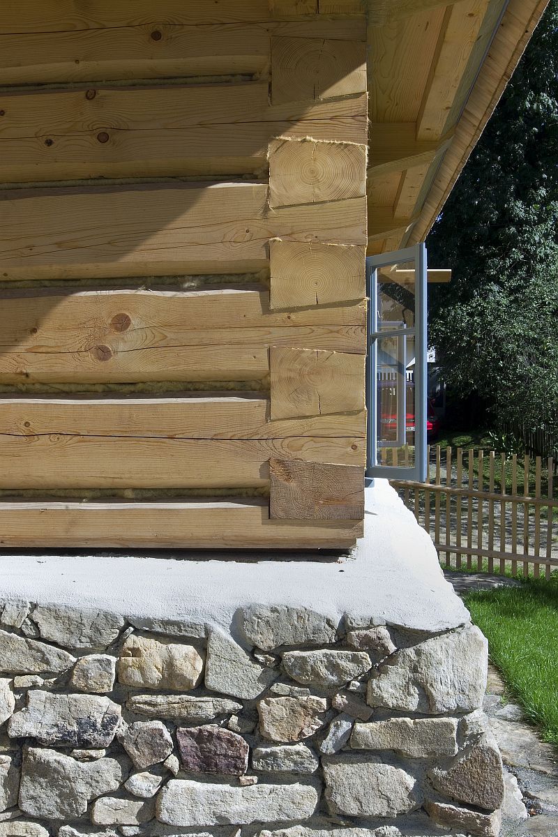 DrevoaStavby.cz | M&iacute;sto rekonstrukce do&scaron;lo na stavbu nov&eacute; poloroubenky