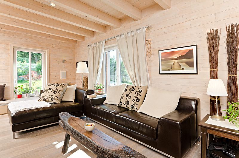 navsteva-drevostavby-nemecka-kvalita-v-cechach-interier-obyvaci-pokoj-2