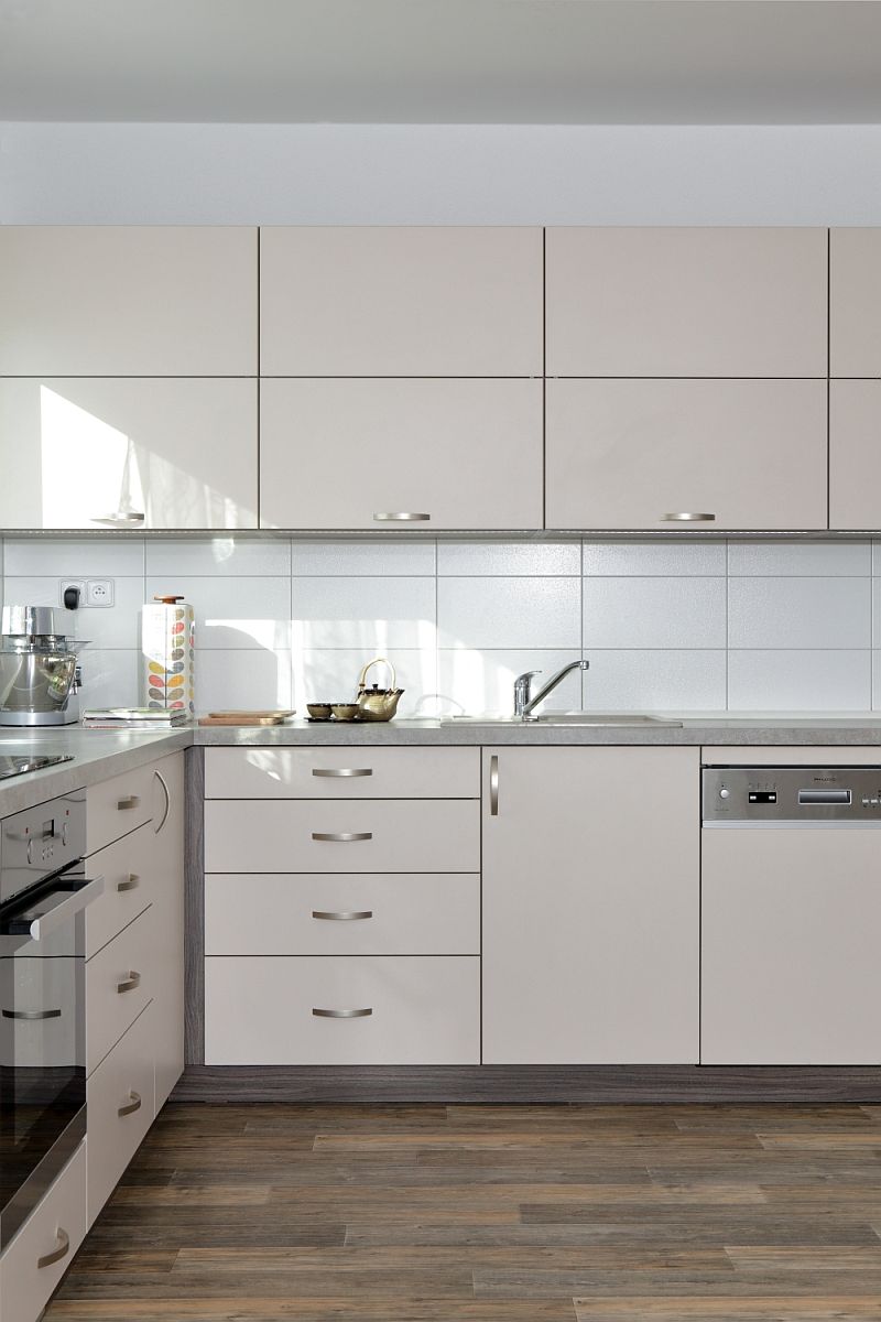 navsteva-drevostavby-obycejne-a-prirozene-atrium-interier-kuchyne