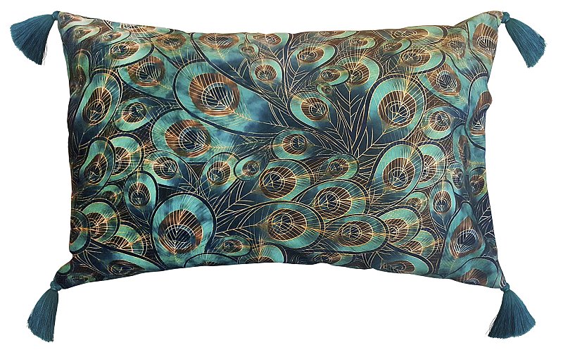 sametove-povleceni-na-polstar-s-dekorem-pavich-per-velvet-peacock-feather-print-cushion