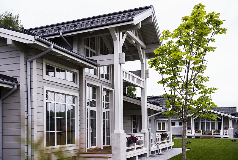 moderni-ruske-panstvi-venkovska-drevostavba-studio-idea-bo-exterier-1