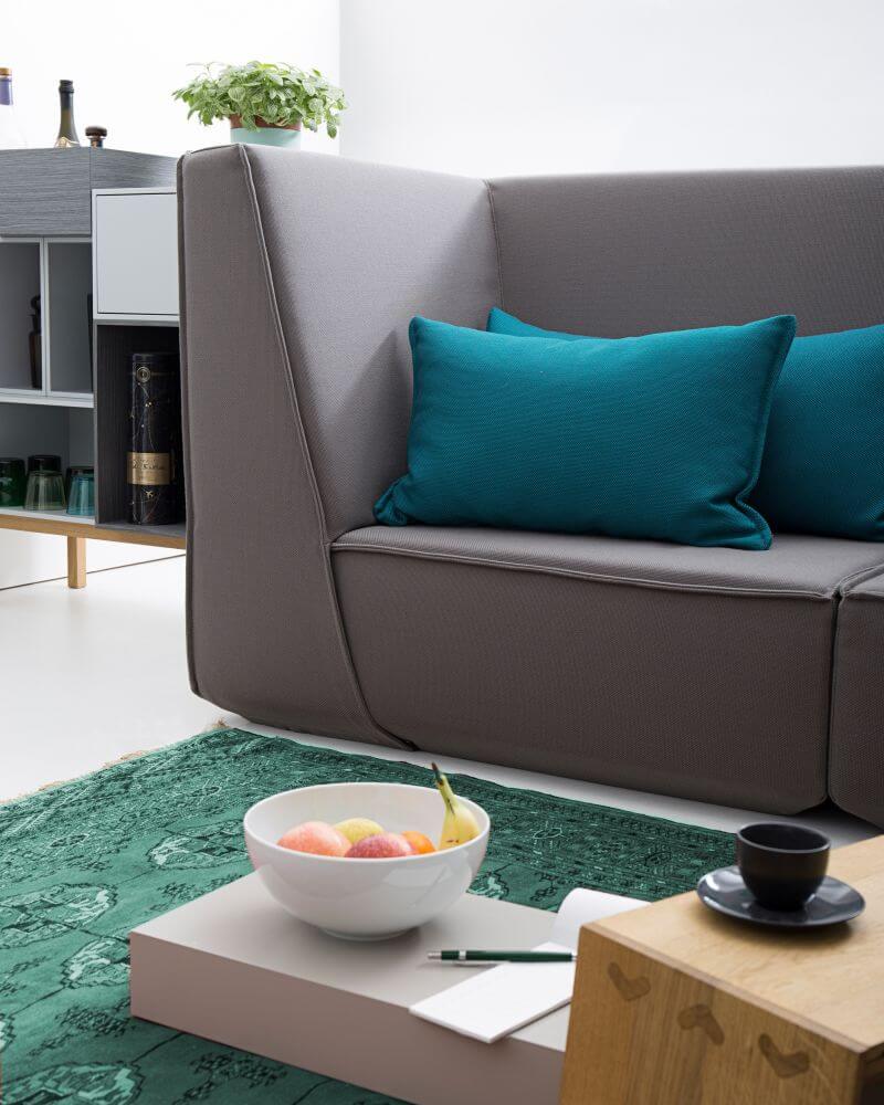 interier-obyvaci-pokoj-calouneny-nabytek-cubit-sofa-foto-cubit