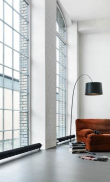 runtal-rad-flow-form-black-matt-ww-ambience