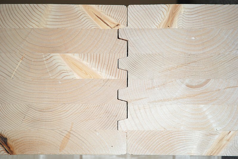 lepene-drevene-profily-konstrukce-drevostaveb