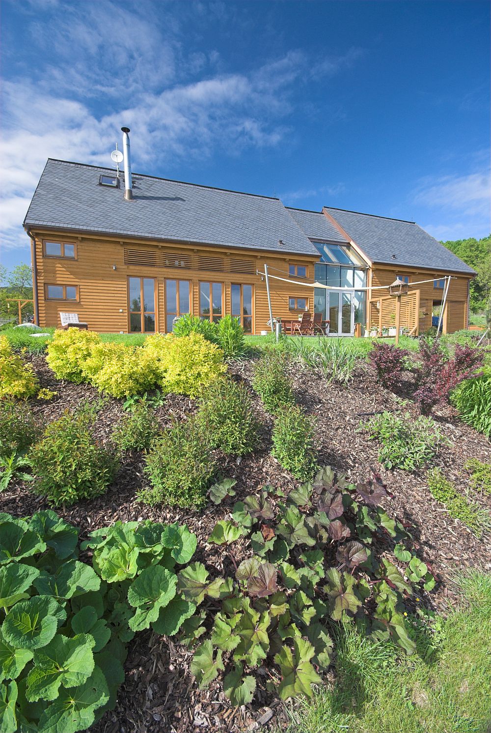 moderni-skeletova-drevostavba-drevena-fasada-palis-plzen-exterier-7