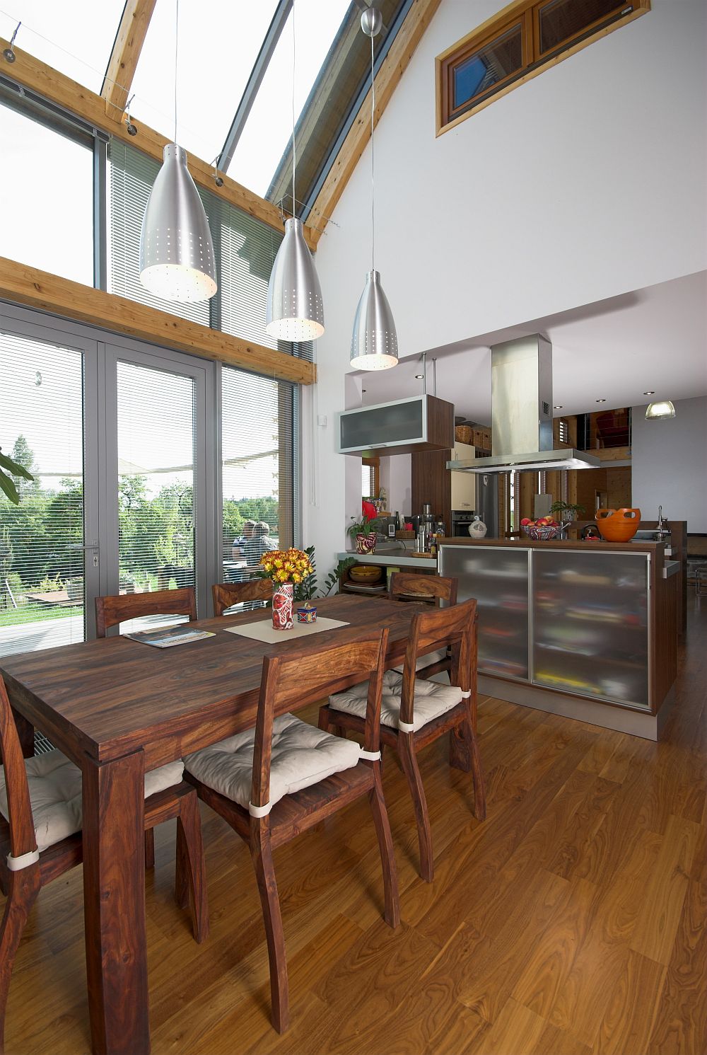 moderni-skeletova-drevostavba-palis-plzen-interier-2