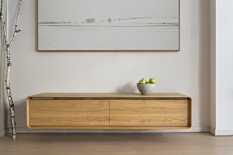 ulozny-nabytek-zavesna-skrinka-foto-pavla-kubinska