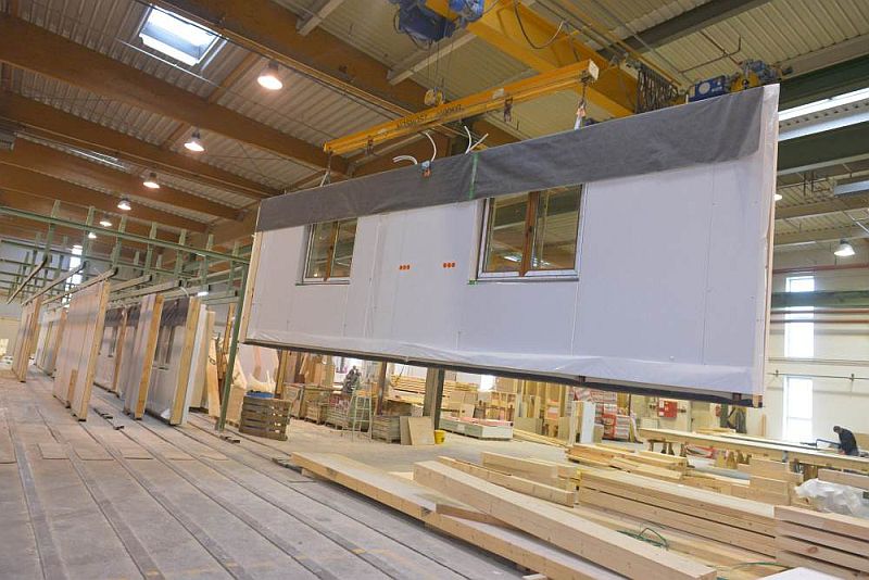 haas-fertigbau-prumyslova-vyroba-panelu-2