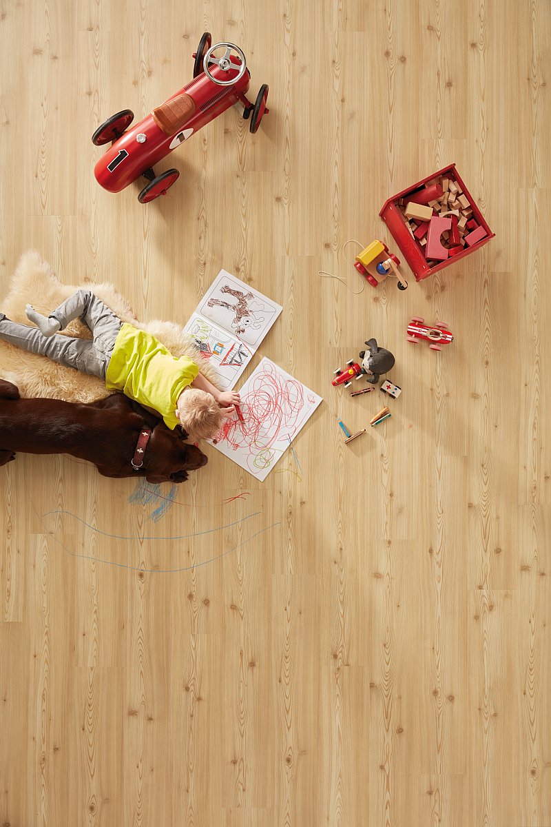 vinylova-podlaha-misto-pro-detske-hry