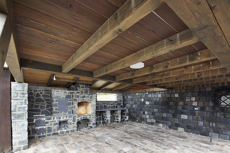 zahrada-letni-kuchyne-rd-drevo-1