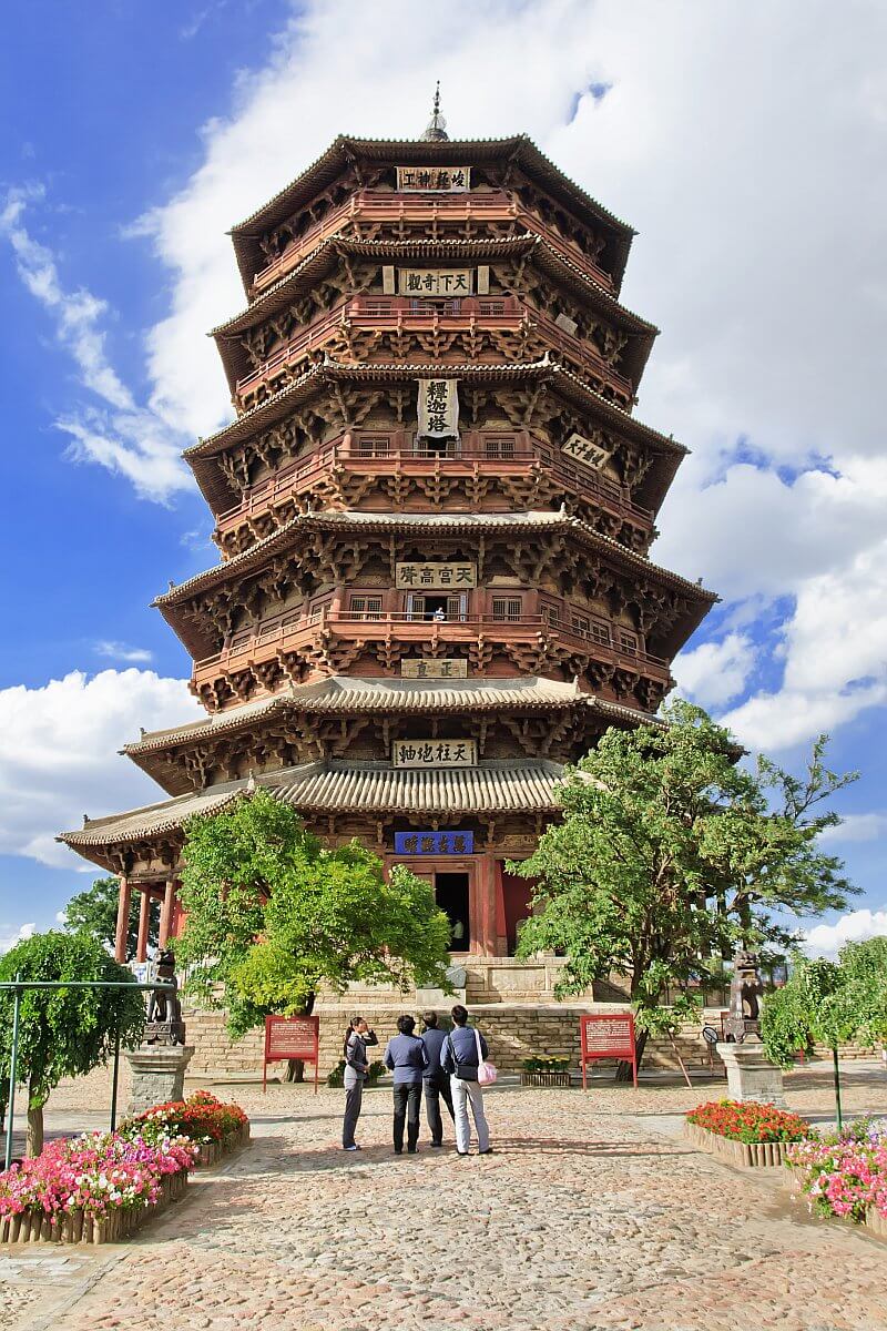 drevena-pagoda-yingxian-cina-nejstarsi-vicepodlazni-stavba-sveta