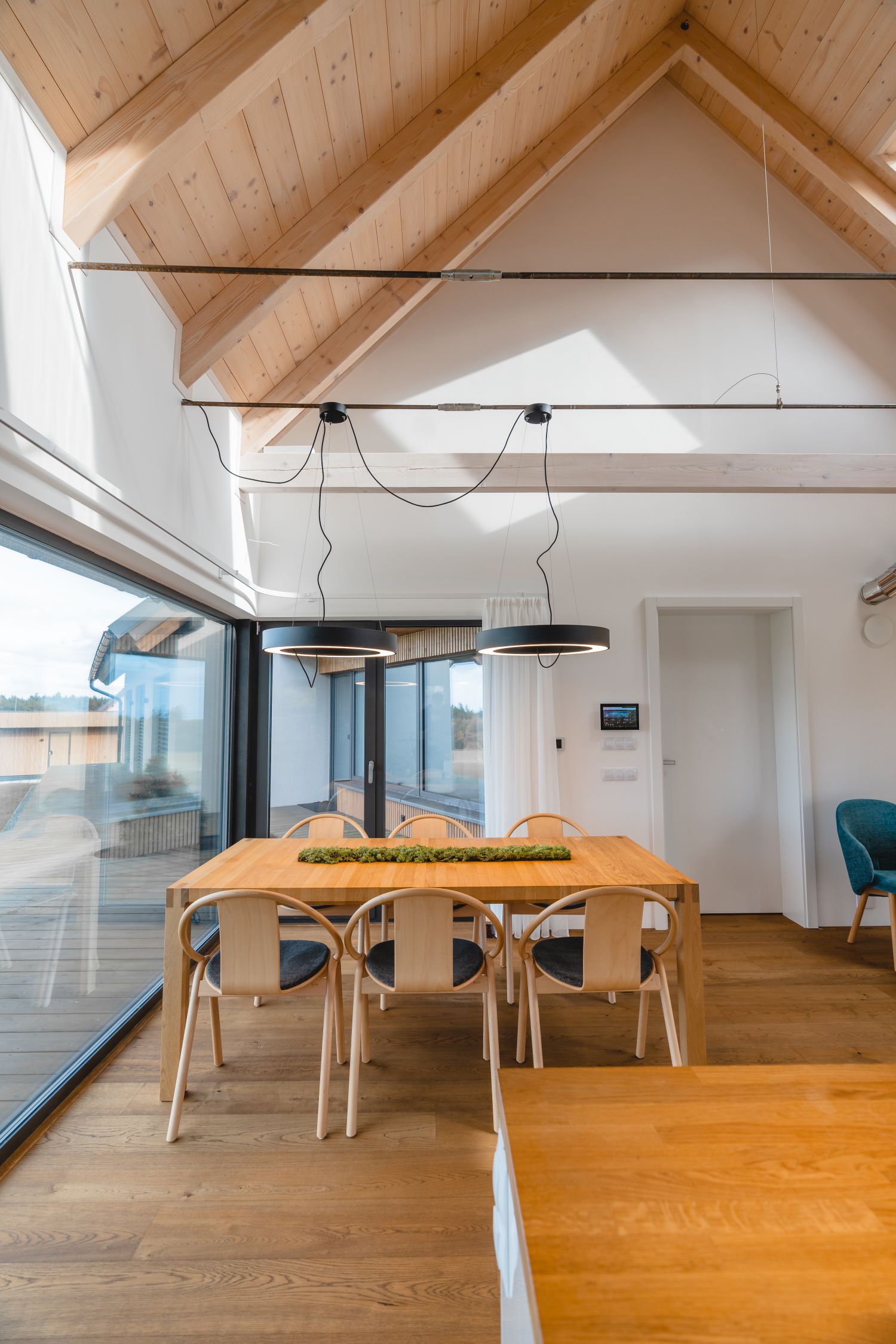 Dřevostavba-CHKO-Železné-hory-stul