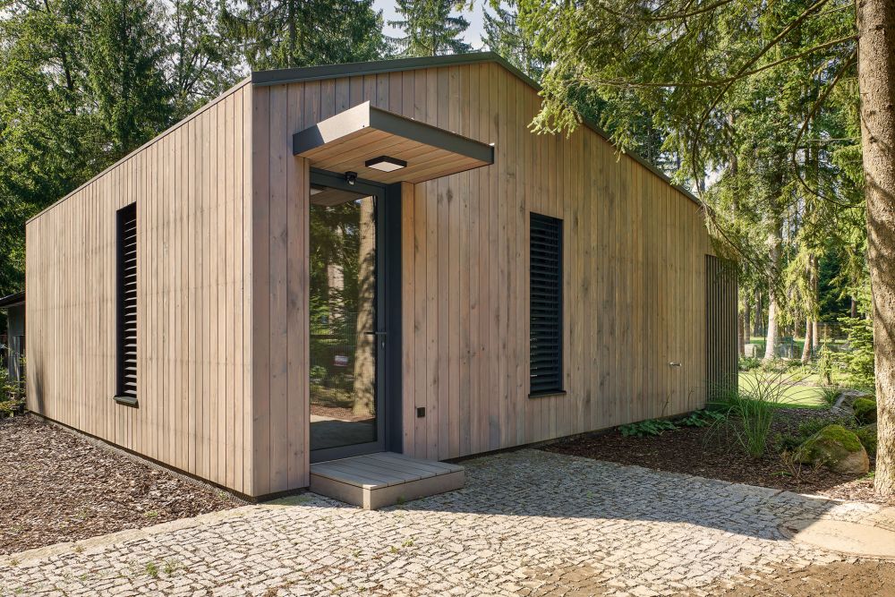 Moderni-chata-v-lese-u-Prahy-4