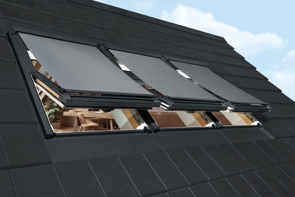 3-AMZ-Komfort-FAKRO-venkovni-markyza