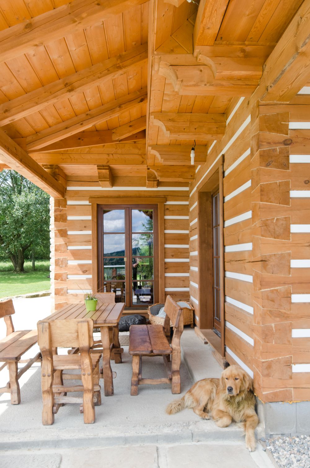 DrevoaStavby.cz | Atypick&aacute; roubenka s koňsk&yacute;m rančem