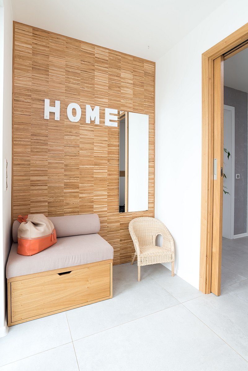 drevostavba-podle-feng-suej-lucern-interier-zadveri