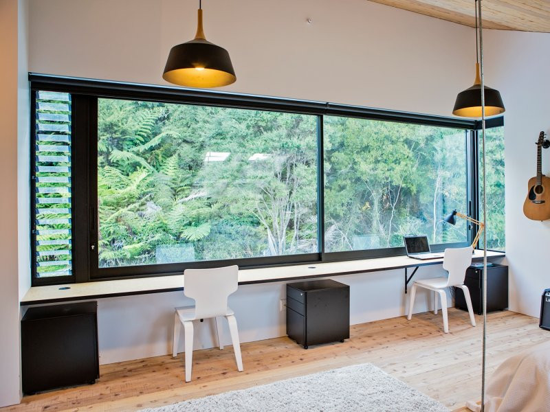 titulka 8 pohled z ložnice