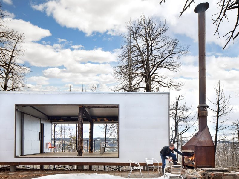 fénix exteriér s krbem